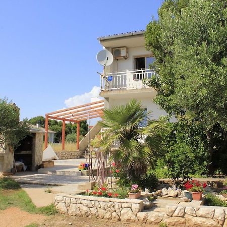 Apartments Branko Povljana Luaran gambar